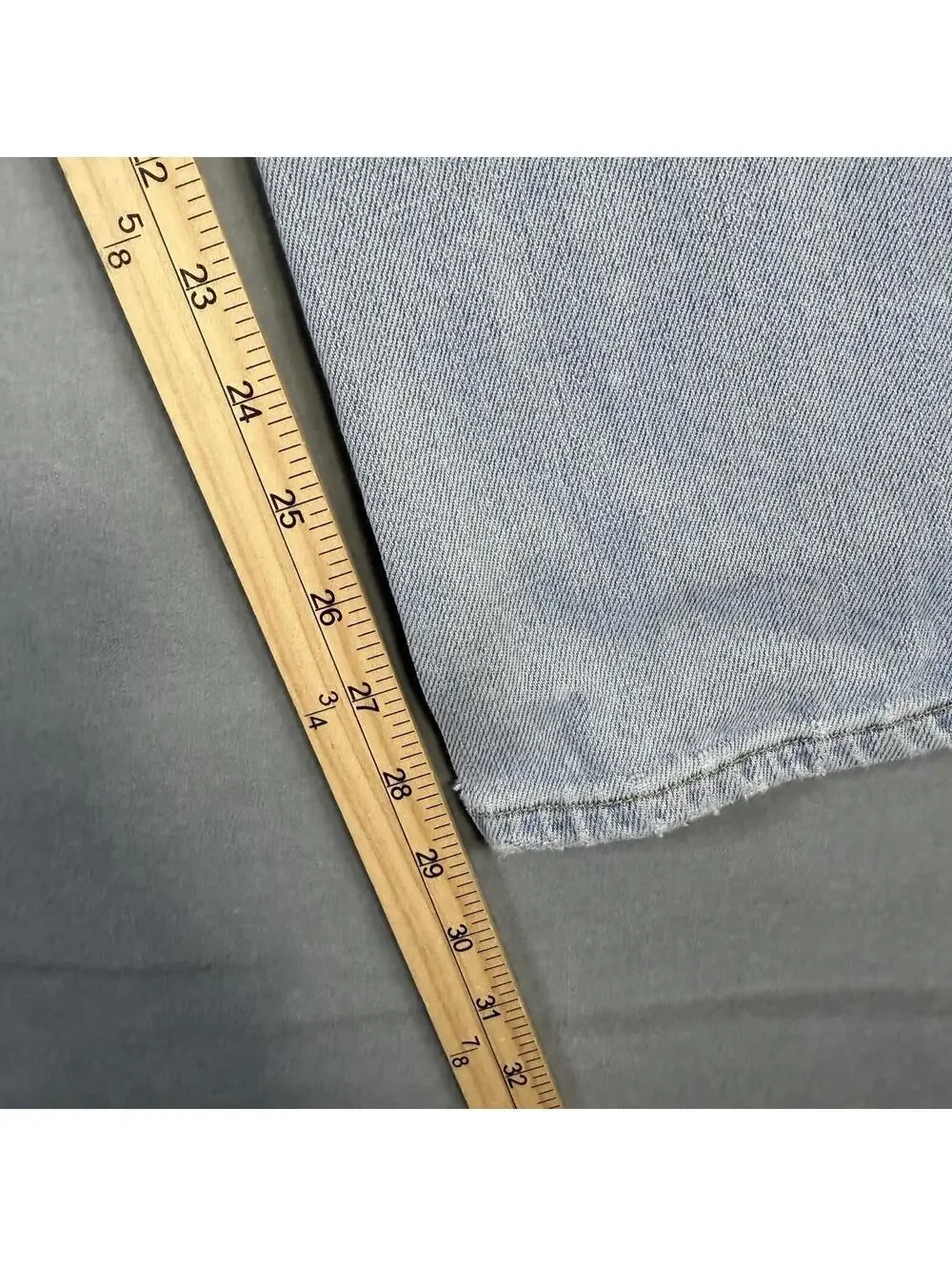 VTG Hollister Jeans Mens 34x30* Blue Slim Straight Light Wash Faded Denim Y2K